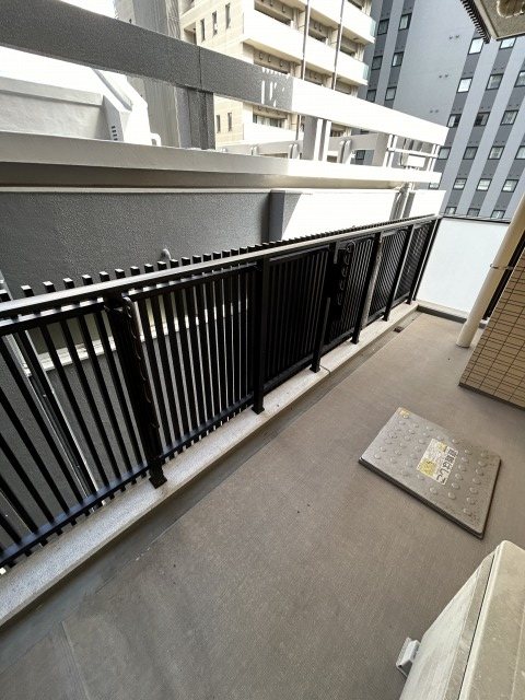 オープンレジデンシア麻布六本木 現地写真（バルコニー）