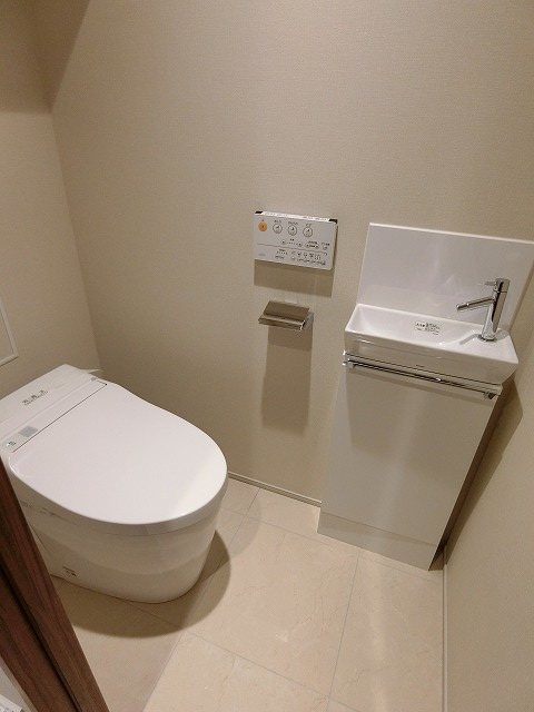 オープンレジデンシア日本橋横山町 内観写真（トイレ）