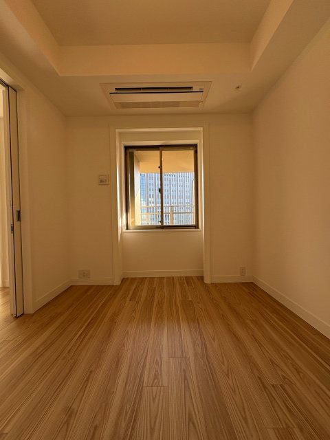 グラングリーン大坂 THE NORTH RESIDENCE 内観写真（寝室）