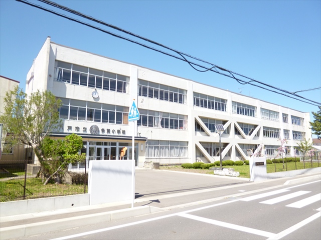 2133　八戸市大字市川町字南大谷地　土地 小学校