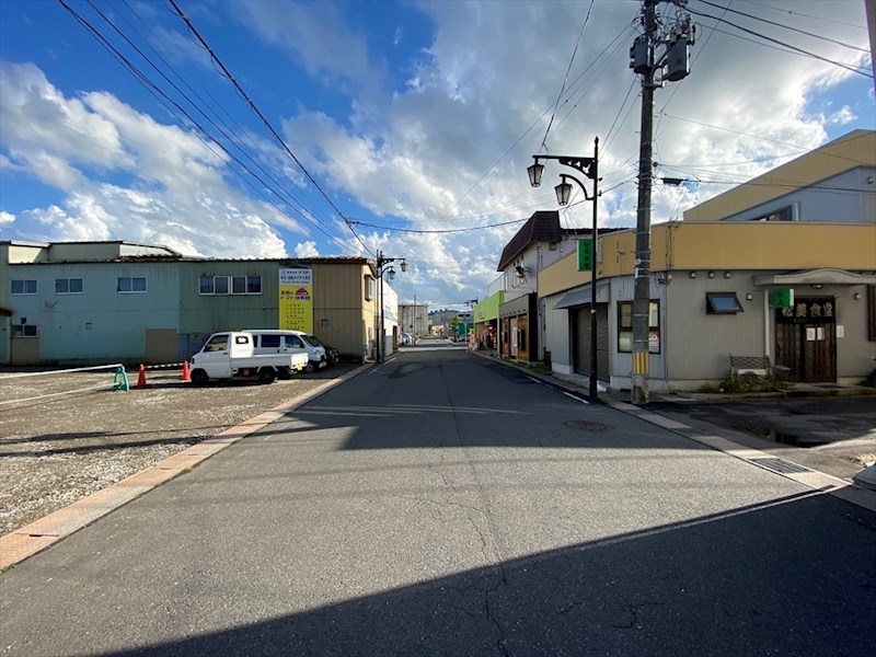 2374　上北郡おいらせ町上明堂　土地 現地写真（前面道路含む現地写真）
