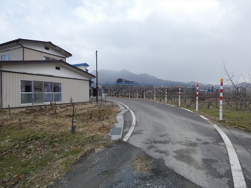 2504　三戸郡南部町大字大向字後渡　土地 現地写真（前面道路含む現地写真）