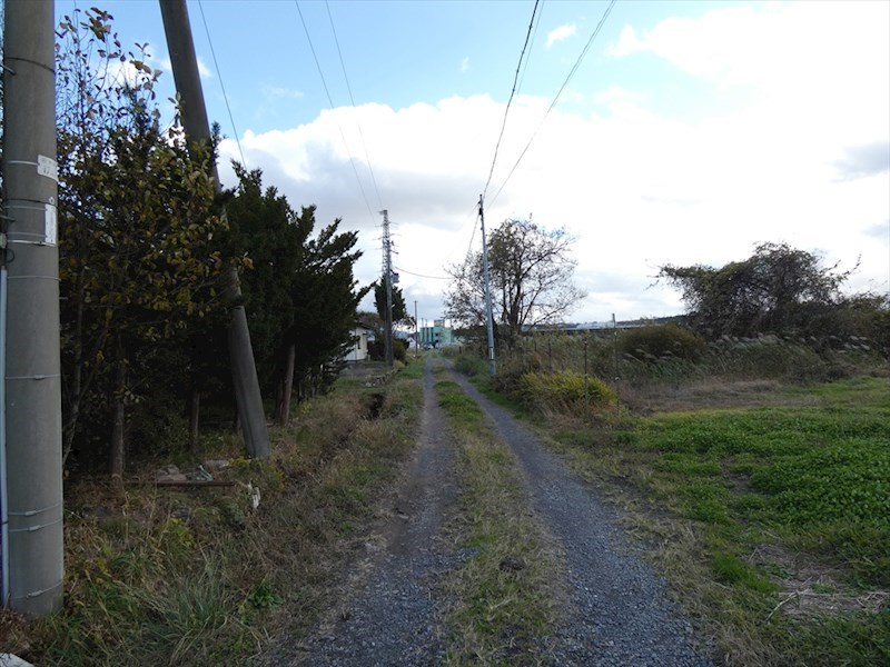 2551　八戸市大字長苗代字中坪　土地 現地写真（前面道路含む現地写真）