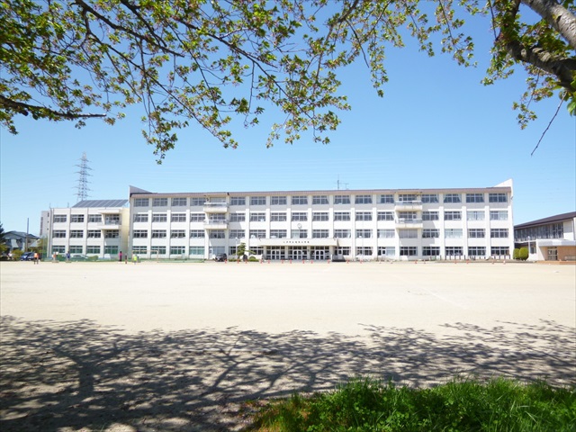 5354　八戸市下長４丁目　（旧）巴クリニック 小学校