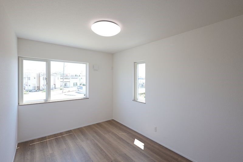 5518　サンシティ沼館No.4　建売住宅 内観写真（リビング以外の居室）