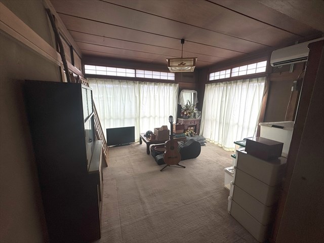 5525　八戸市大字沢里字休場　中古住宅 内観写真（リビング以外の居室）