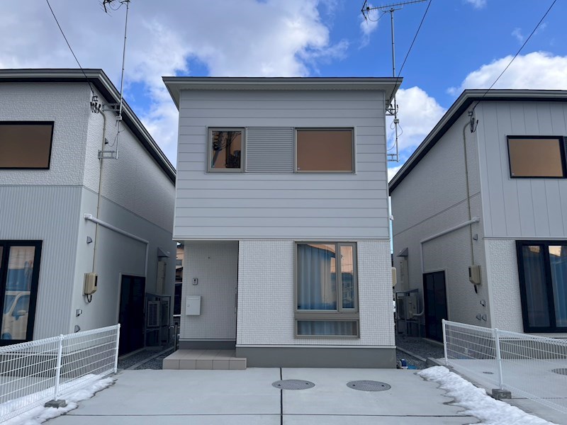 5556　八戸市大久保字下大久保DC・B棟　建売住宅 現地写真