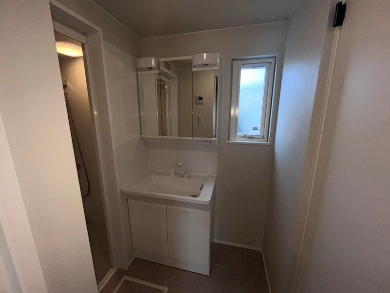 5556　八戸市大久保字下大久保DC・B棟　建売住宅 内観写真（洗面台・洗面所）