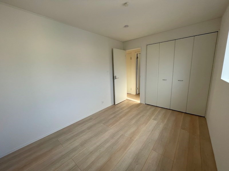 5599　クレイドルガーデン八戸市江陽第8　新築分譲住宅　4号棟 内観写真（リビング以外の居室）