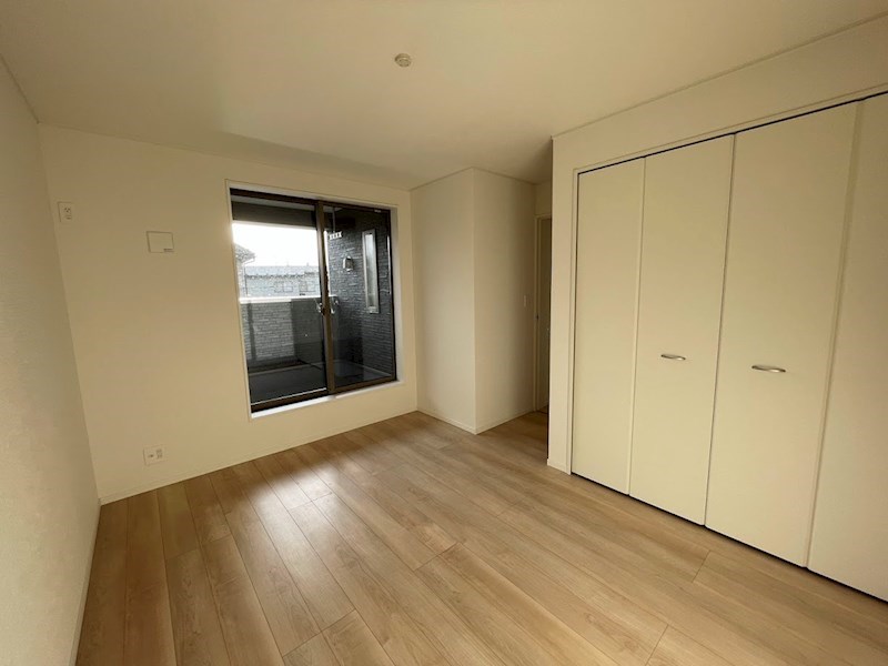 5599　クレイドルガーデン八戸市江陽第8　新築分譲住宅　4号棟 内観写真（リビング以外の居室）