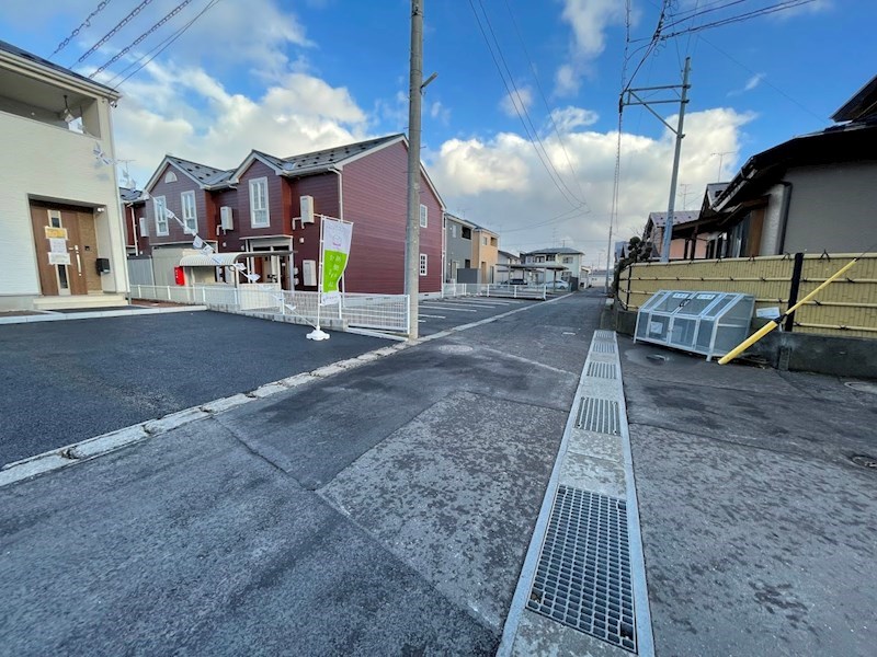 5599　クレイドルガーデン八戸市江陽第8　新築分譲住宅　4号棟 現地写真（前面道路含む現地写真）