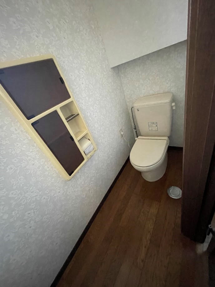 5605　八戸市大字市川町字桔梗野上　中古住宅 内観写真（トイレ）