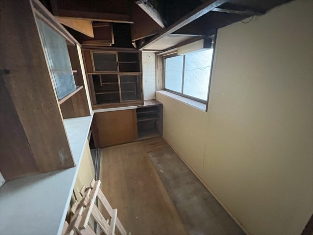 5604　八戸市鮫町忍町　中古住宅 内観写真（収納）
