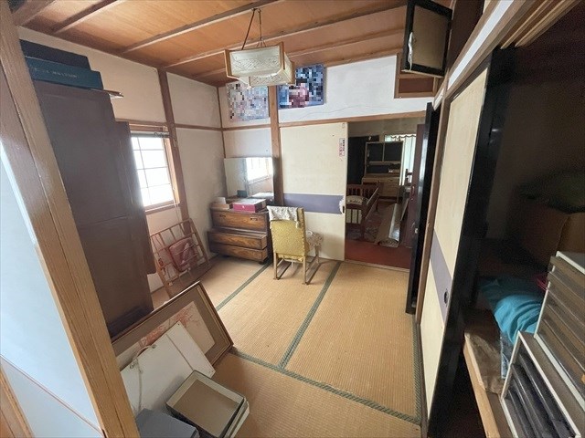 5604　八戸市鮫町忍町　中古住宅 内観写真（リビング以外の居室）