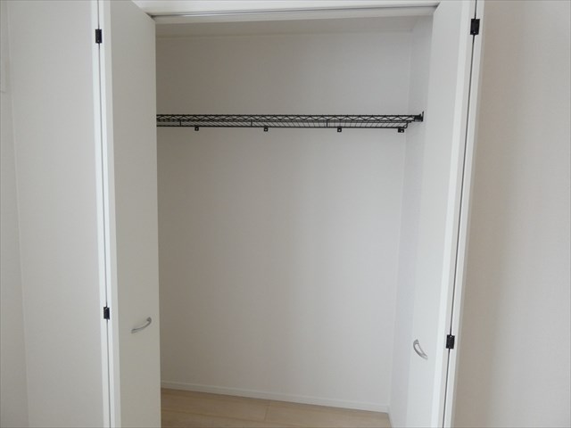 5632　クレイドルガーデン三沢市日の出第1　新築分譲住宅　4号棟※ただ今商談中です 内観写真（収納）