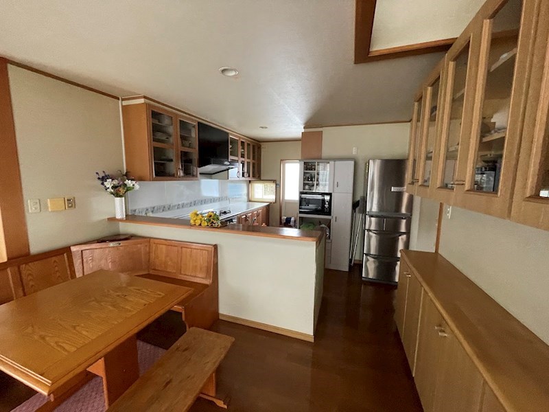5635　上北郡おいらせ町新敷　中古住宅 内観写真（キッチン）