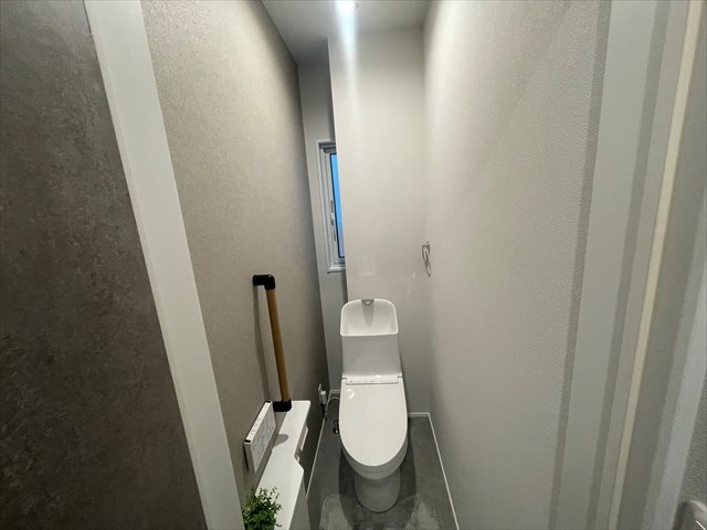 5640　タマタウン類家Ⅱ　1号棟　新築分譲住宅 内観写真（トイレ）