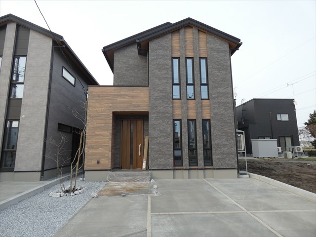 5641　タマタウン類家Ⅱ　2号棟　新築分譲住宅 現地写真