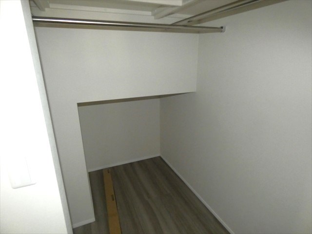 5641　タマタウン類家Ⅱ　2号棟　新築分譲住宅 内観写真（収納）
