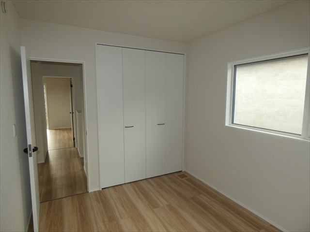 5641　タマタウン類家Ⅱ　2号棟　新築分譲住宅 内観写真（リビング以外の居室）