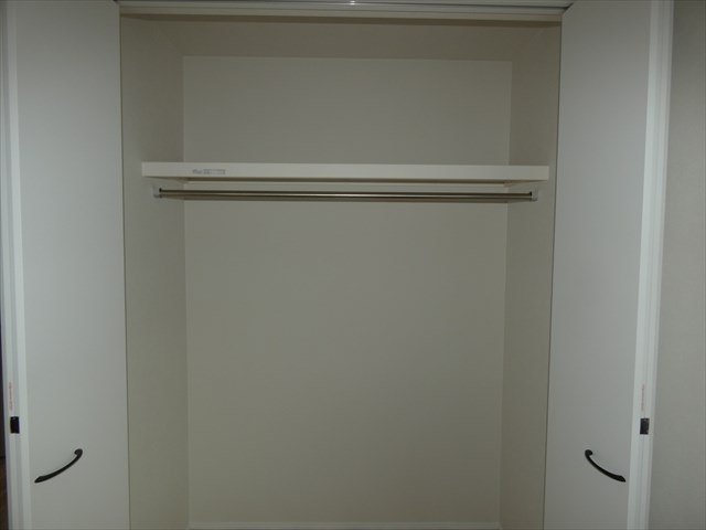 5641　タマタウン類家Ⅱ　2号棟　新築分譲住宅 内観写真（収納）