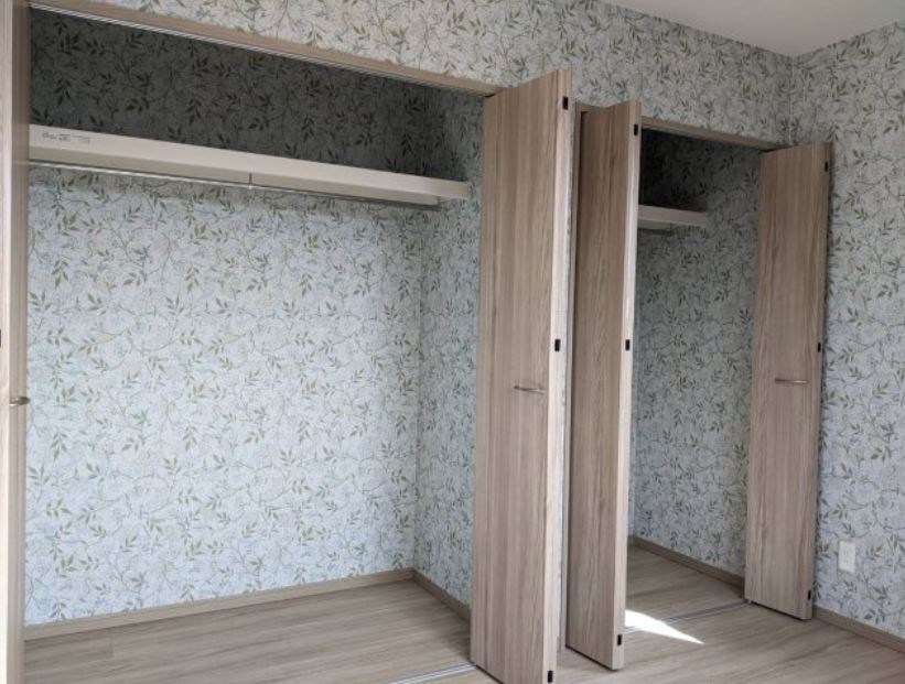 5674　八戸市長苗代内舟渡・B棟　建売住宅 内観写真（リビング以外の居室）