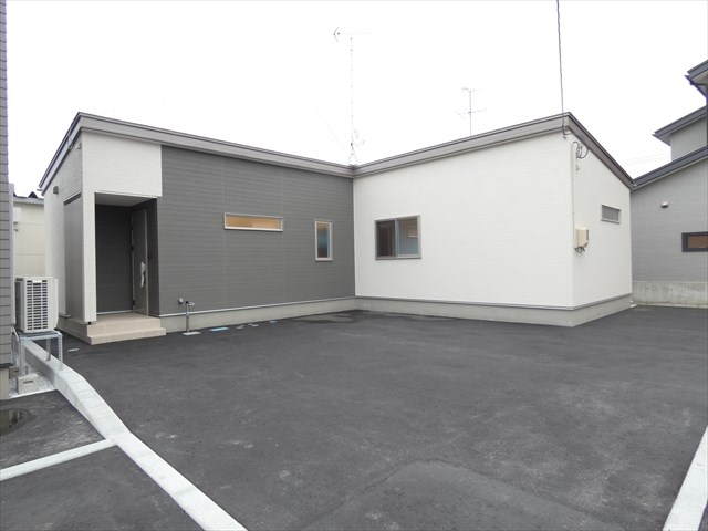5675　八戸市長苗代内舟渡・C棟　建売住宅 現地写真