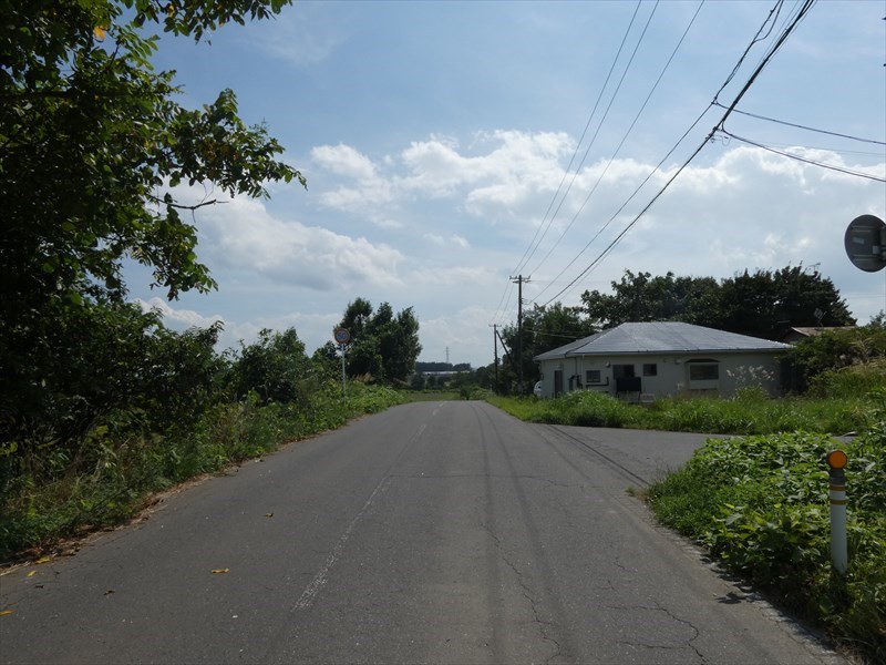 2445　上北郡六戸町大字折茂字今熊　土地 現地写真（前面道路含む現地写真）