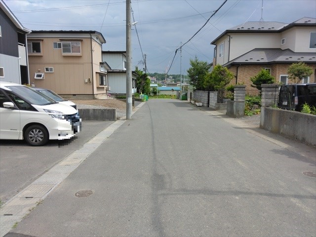 5689　クレイドルガーデン八戸市長苗代第12　新築分譲住宅　2号棟 現地写真（前面道路含む現地写真）