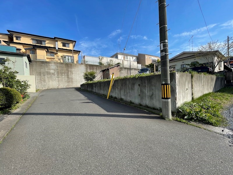2629　八戸市根城9丁目　土地 現地写真（前面道路含む現地写真）