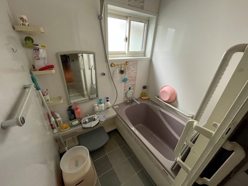 5702　八戸市松ヶ丘　中古住宅 内観写真（浴室）