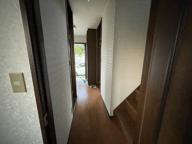 5708　八戸市長苗代2丁目　中古住宅 内観写真（内装）