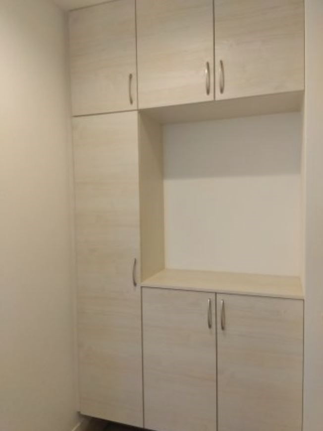 5714　八戸市江陽1丁目・A棟　建売住宅 現地写真（玄関）