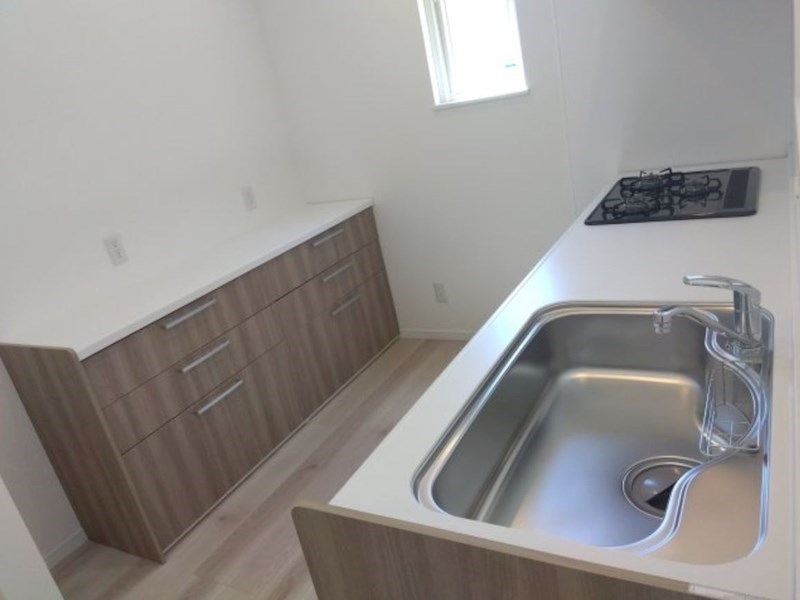 5714　八戸市江陽1丁目・A棟　建売住宅 内観写真（キッチン）