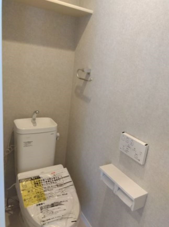 青森県八戸市江陽１丁目9-3の一部 内観写真（トイレ）