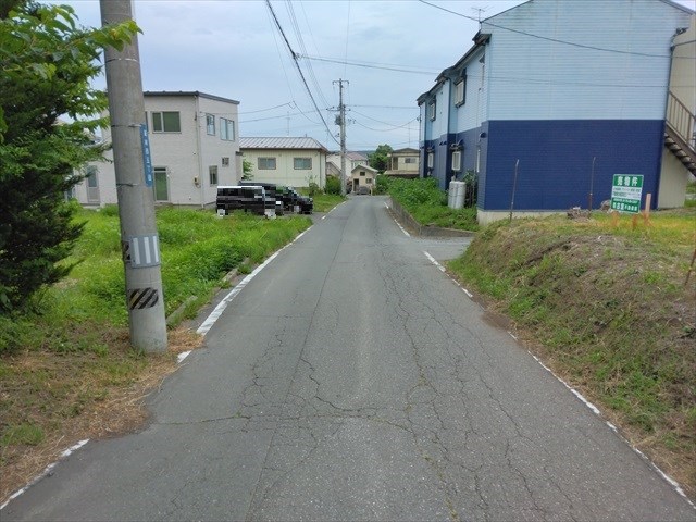 2635　三戸郡階上町蒼前西四丁目　土地 現地写真（前面道路含む現地写真）