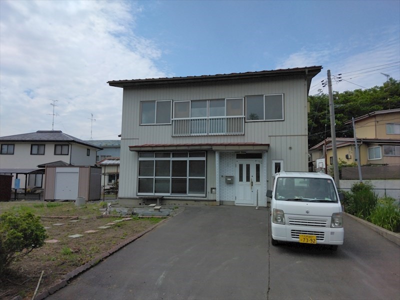 5725　八戸市大字市川町字尻引堤下　中古住宅 現地写真