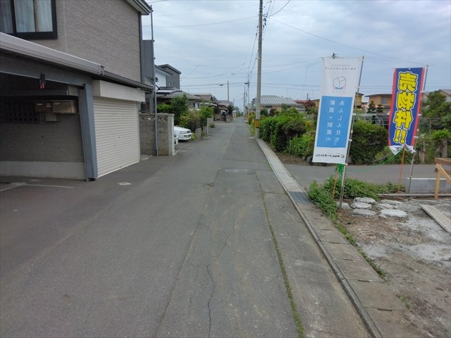 5729　クレイドルガーデン十和田市西十一番町第4　新築分譲住宅　1号棟 現地写真（前面道路含む現地写真）