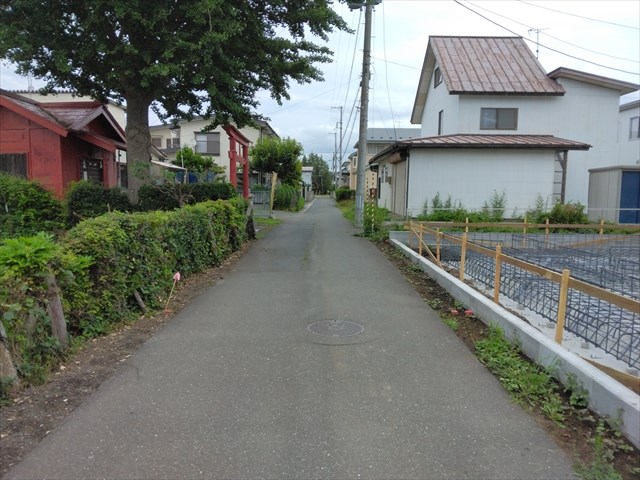 5730　クレイドルガーデン十和田市西十一番町第4　新築分譲住宅　2号棟 現地写真（前面道路含む現地写真）