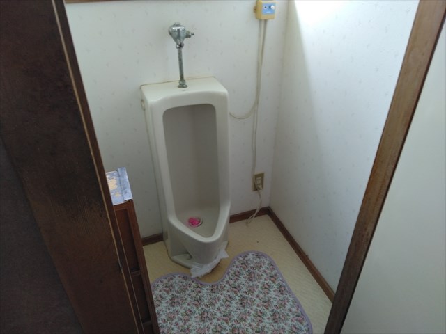 5732　八戸市多賀台三丁目　中古住宅 内観写真（トイレ）