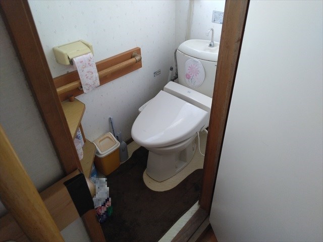 5732　八戸市多賀台三丁目　中古住宅 内観写真（トイレ）