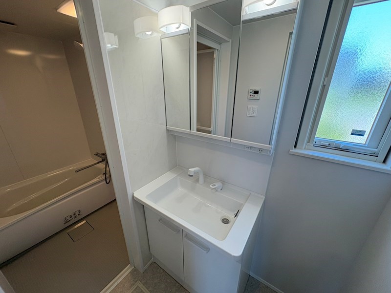 5735　十和田市東十一番町lV　DC-ｓⅠ　建売住宅 内観写真（洗面台・洗面所）