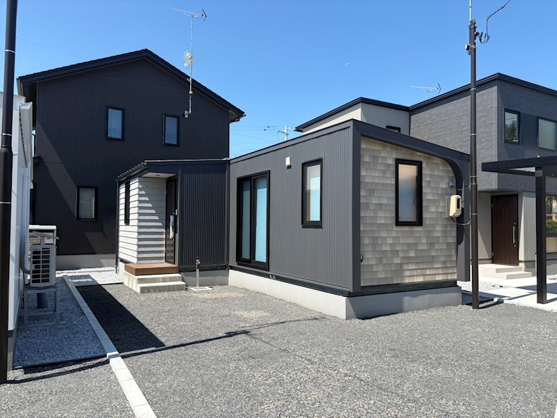 5737 十和田市東十一番町Ⅴ SmALL・A棟 現地写真