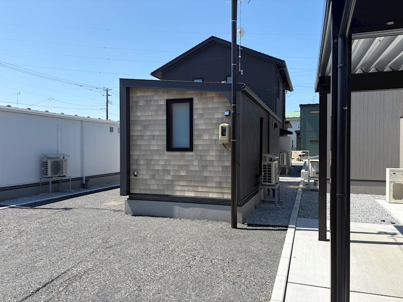 5737　十和田市東十一番町Ⅴ　SmALL・A棟 現地写真