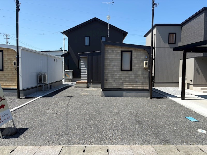5737　十和田市東十一番町Ⅴ　SmALL・A棟 現地写真