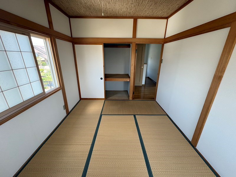 5752　十和田市西十四番町　中古住宅 内観写真（リビング以外の居室）