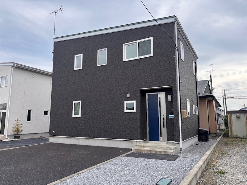 5753　十和田市西十一番町　中古住宅 現地写真
