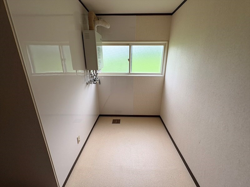 5756　三戸郡階上町蒼前東三丁目　中古住宅 内観写真（洗面台・洗面所）