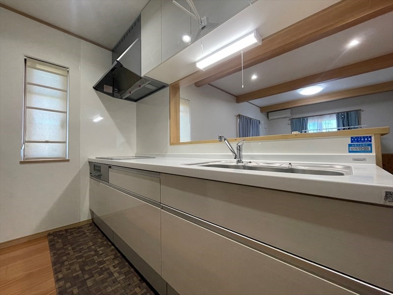 5801　八戸市城下一丁目　中古住宅 内観写真（キッチン）