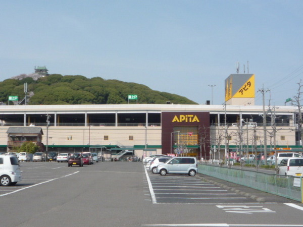 充実の周辺施設で住みやすさ◎陽当たり良好で建築条件もなし！ スーパー